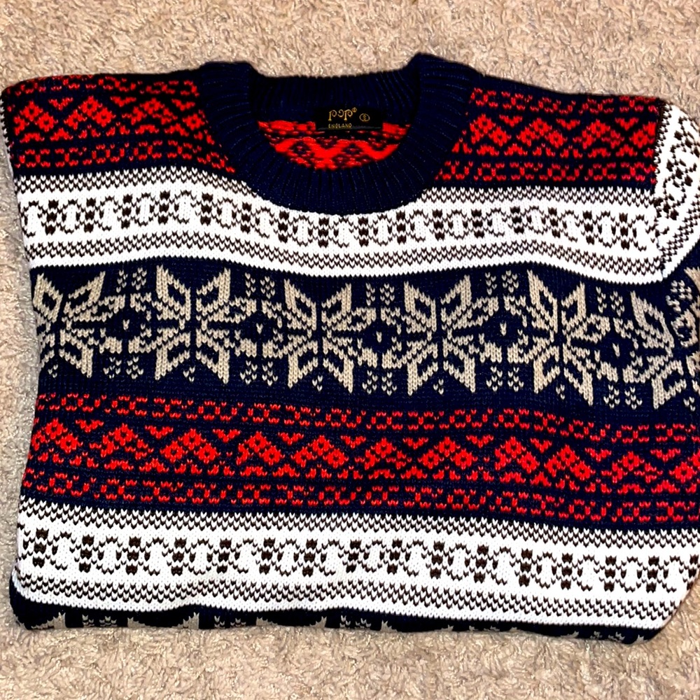 Women's long sleeve sweater size small